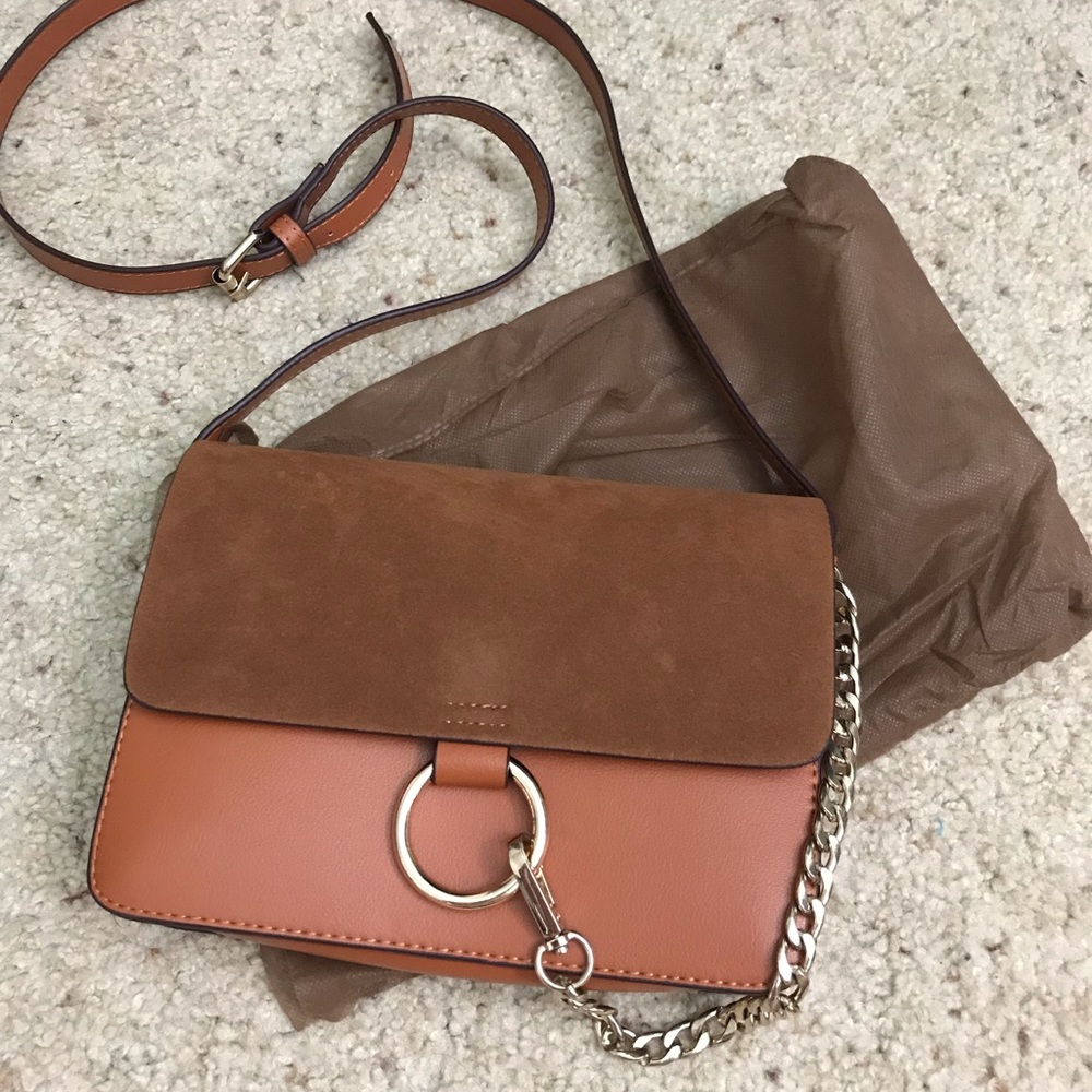 Shoulder bag w ring similar to the Chloe Faye